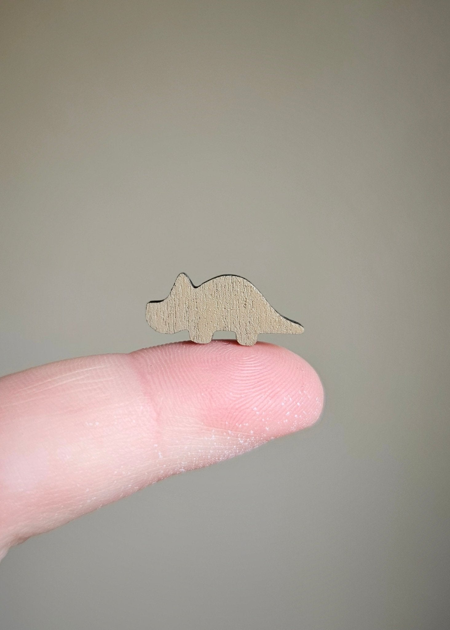 Handmade Made - To - Order Personalized 1.5" Mom's Dino Nugget Keychain - Wynne & Wiley